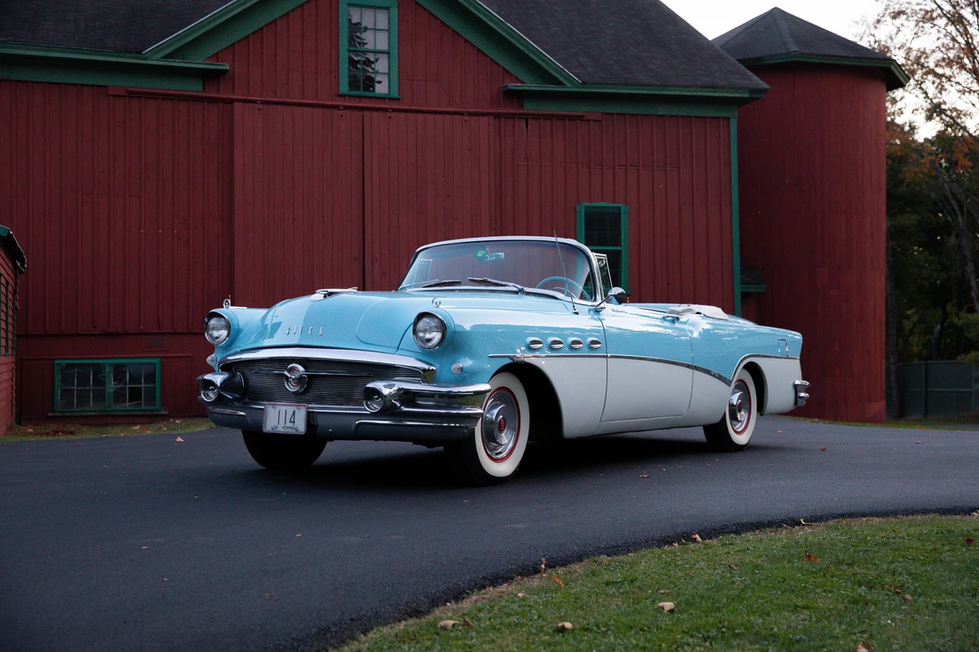 1956 Buick Roadmaster - Image 2 of 31