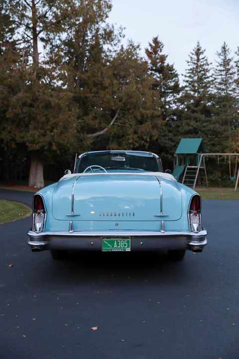 1956 Buick Roadmaster - Image 7 of 31