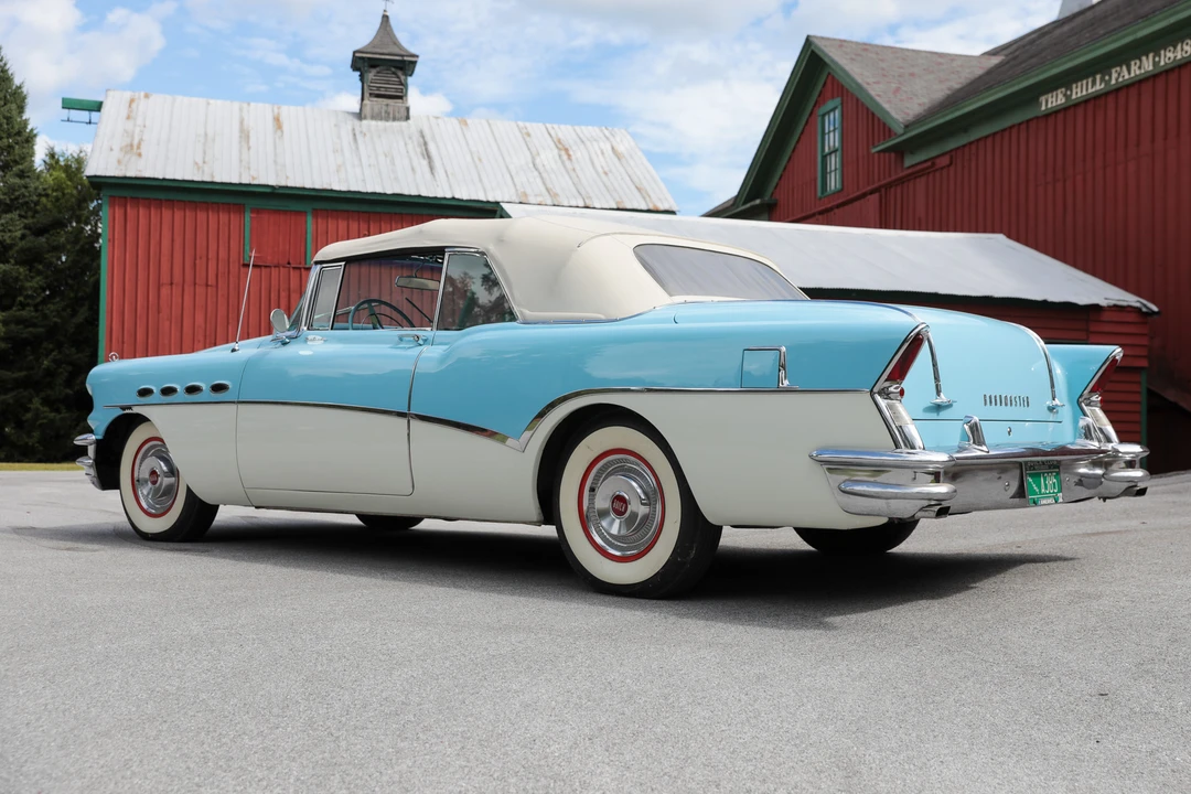 1956 Buick Roadmaster - Image 5 of 31