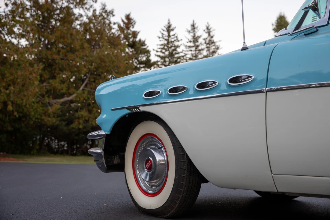 1956 Buick Roadmaster - Image 25 of 31