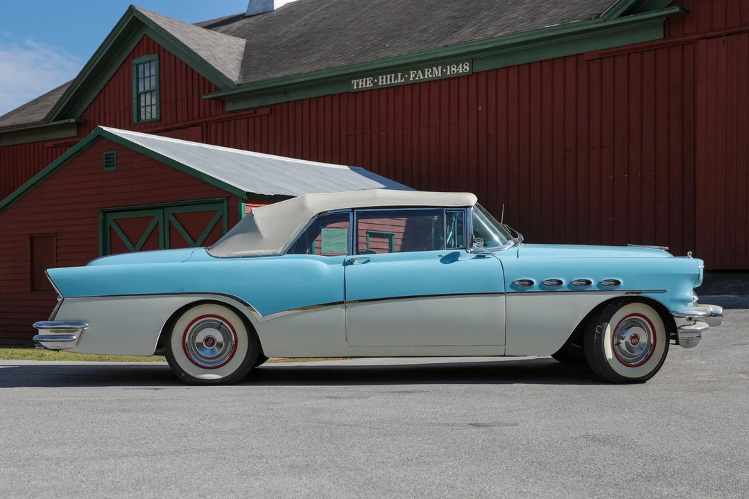 1956 Buick Roadmaster - Image 8 of 31