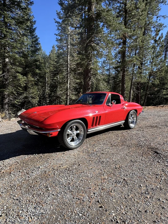 1965 Chevrolet Corvette C2 - Image 3 of 31