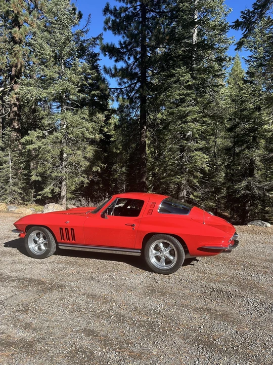 1965 Chevrolet Corvette C2 - Image 5 of 31