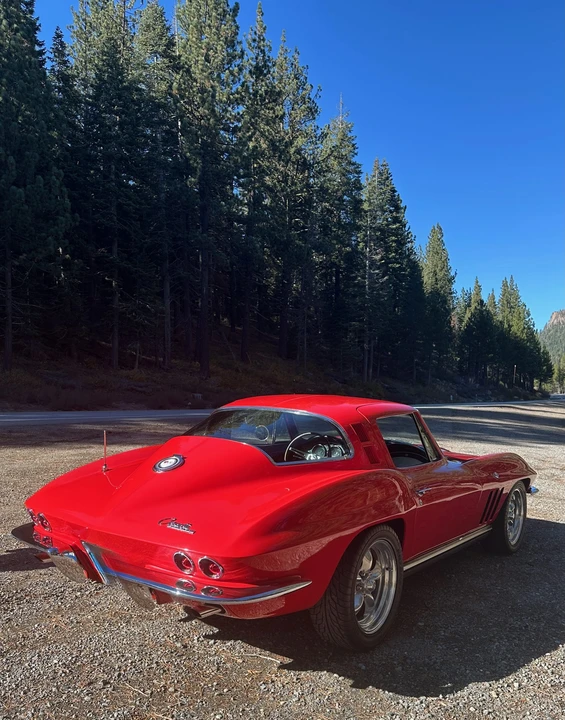 1965 Chevrolet Corvette C2 - Image 13 of 31