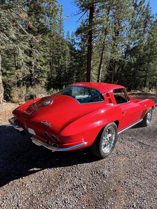 1965 Chevrolet Corvette C2 - Image 12 of 31