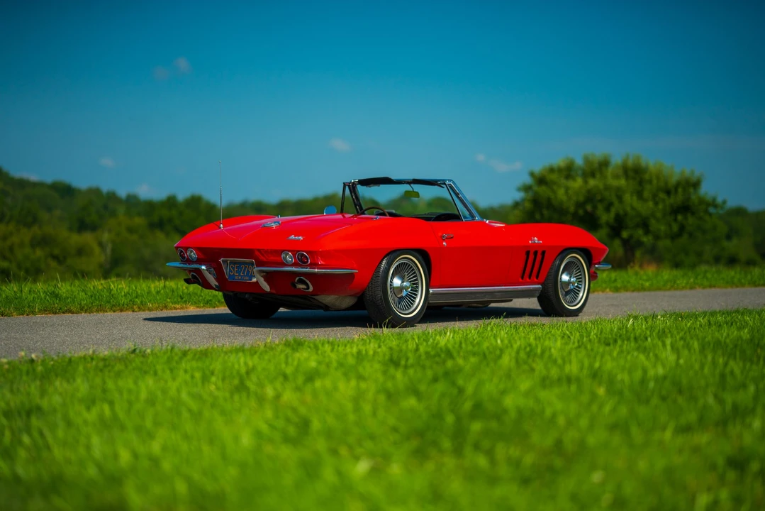 1966 Chevrolet Corvette C2 - Image 2 of 31