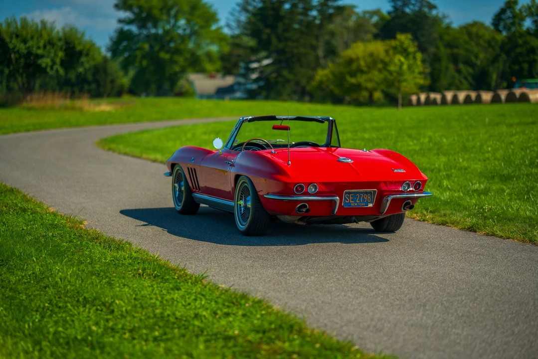 1966 Chevrolet Corvette C2 - Image 5 of 31