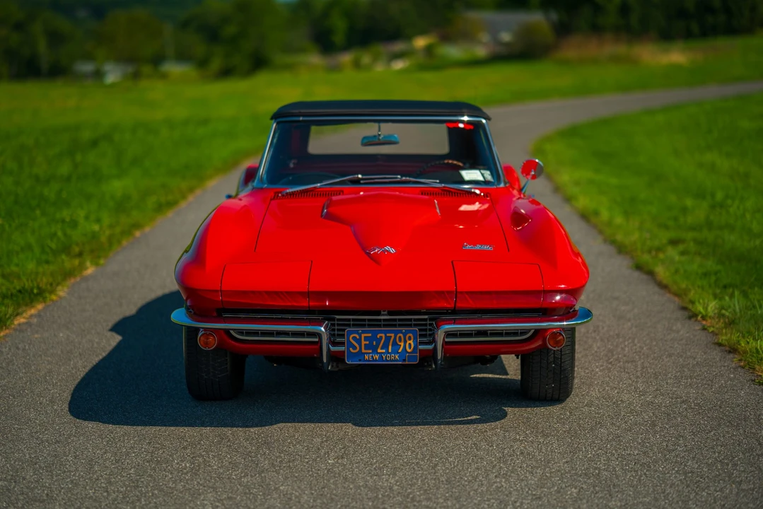 1966 Chevrolet Corvette C2 - Image 30 of 31