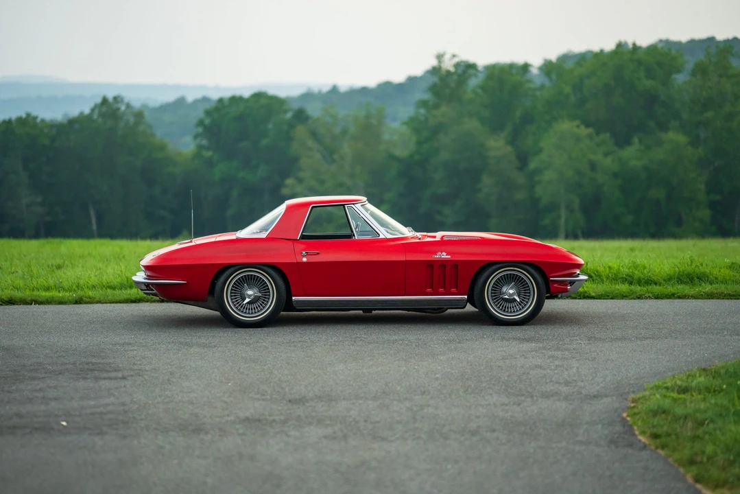 1966 Chevrolet Corvette C2 - Image 24 of 31
