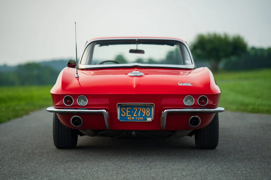 1966 Chevrolet Corvette C2 - Image 27 of 31