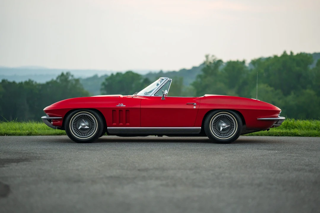 1966 Chevrolet Corvette C2 - Image 12 of 31