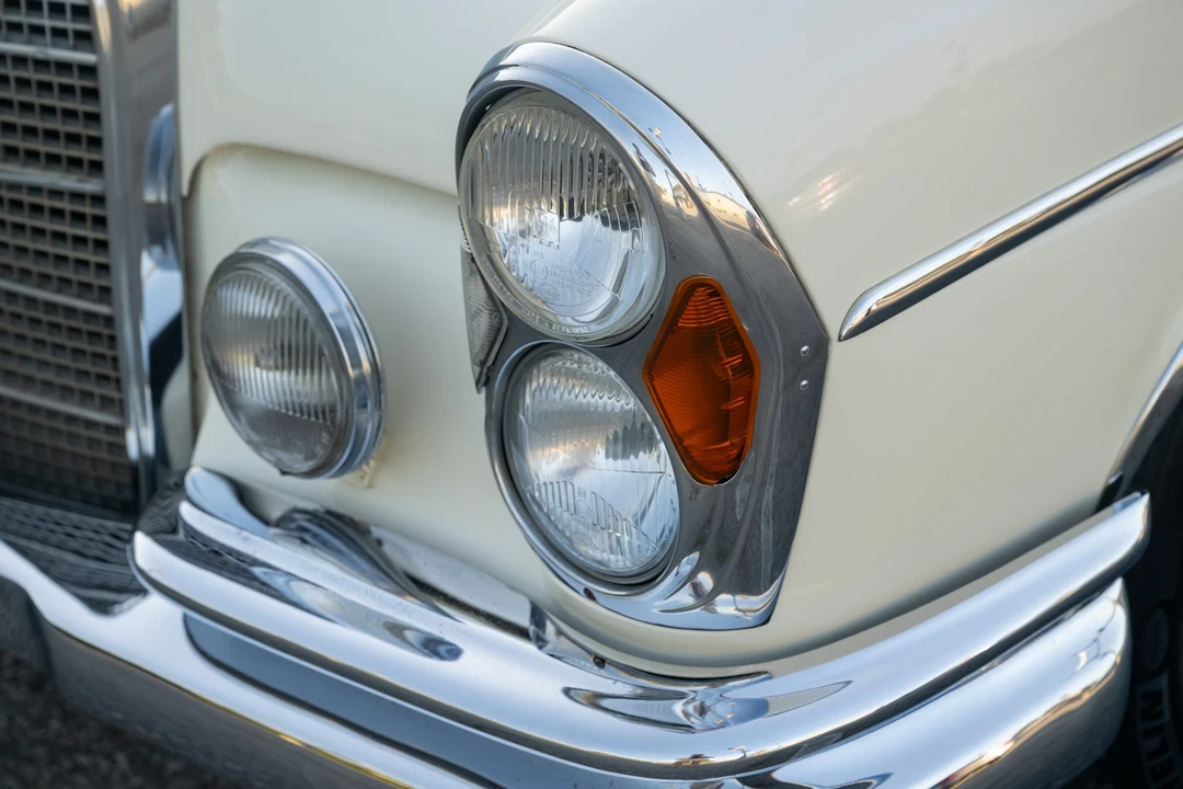 1966 Mercedes-Benz W111 Coupe - Image 18 of 31