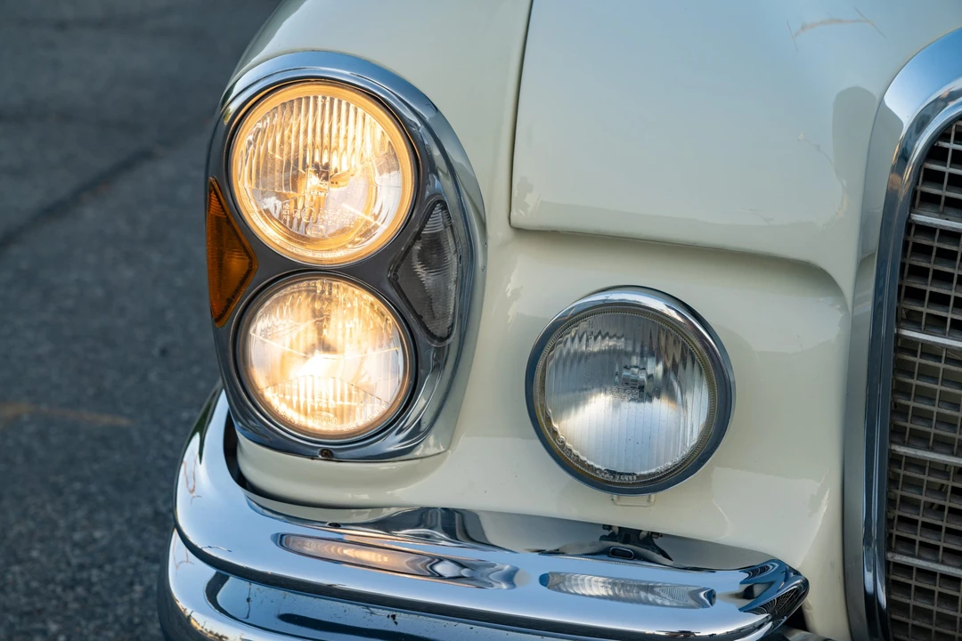 1966 Mercedes-Benz W111 Coupe - Image 28 of 31