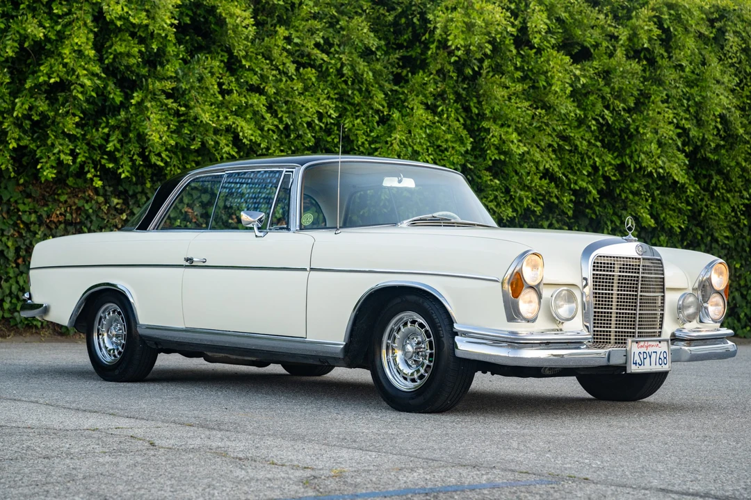 1966 Mercedes-Benz W111 Coupe - Image 12 of 31