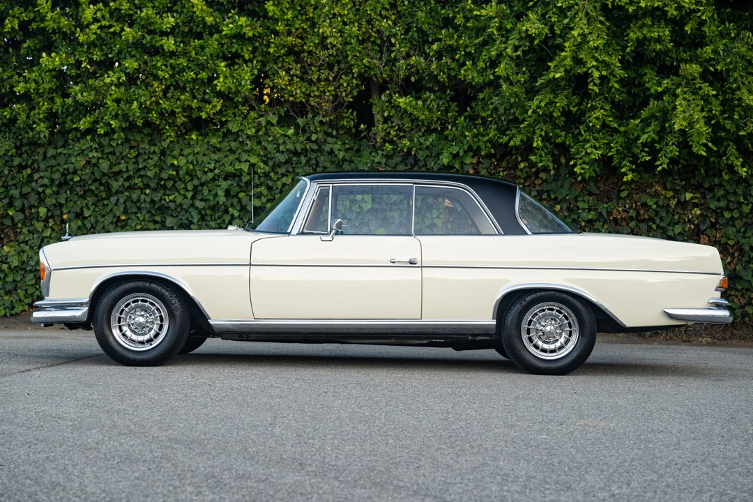 1966 Mercedes-Benz W111 Coupe - Image 4 of 31