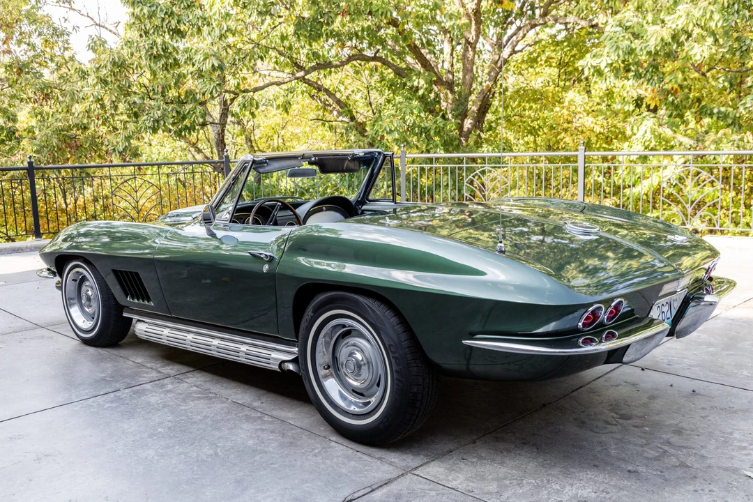 1967 Chevrolet Corvette C2 - Image 13 of 31