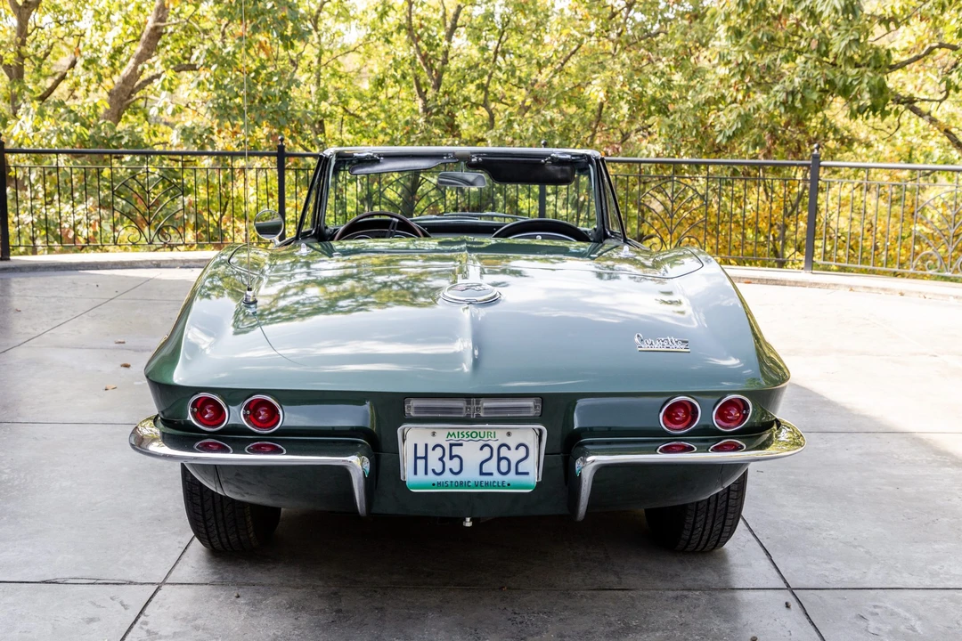 1967 Chevrolet Corvette C2 - Image 18 of 31