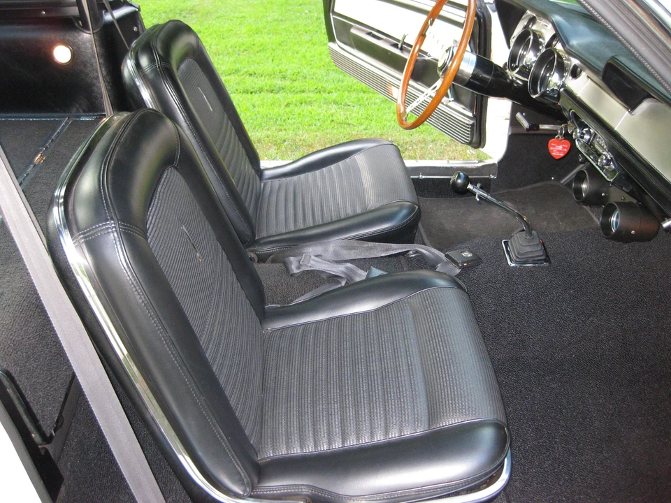 1967 Shelby GT350 - Image 27 of 31