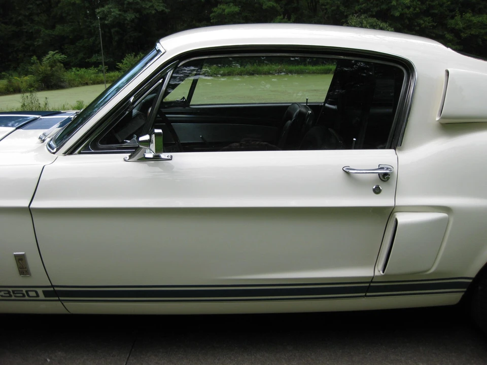 1967 Shelby GT350 - Image 24 of 31