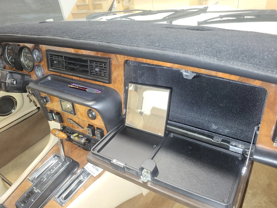 1982 Jaguar XJ Series 3 - Image 21 of 31