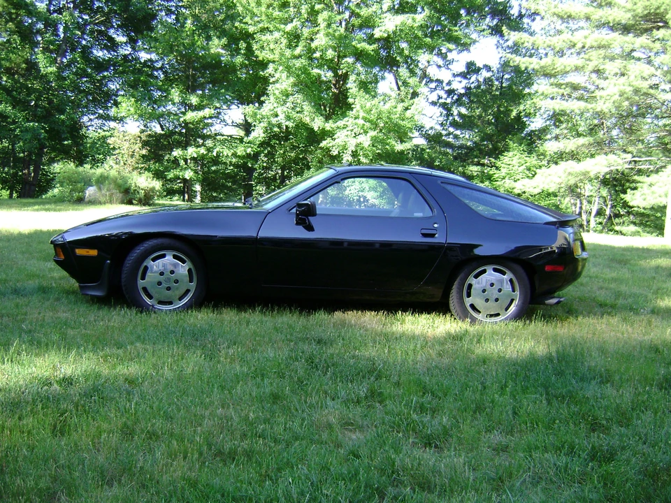 1983 Porsche 928 S - Image 16 of 31