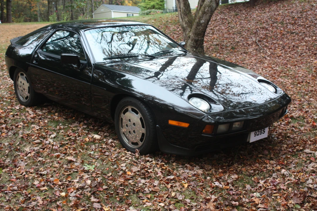 1983 Porsche 928 S - Image 13 of 31