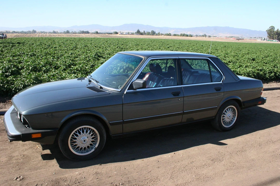 1984 BMW E28 5 Series - Image 12 of 31
