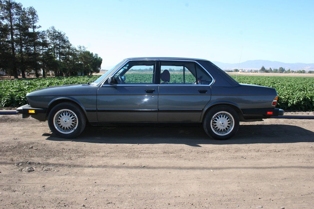 1984 BMW E28 5 Series - Image 14 of 31
