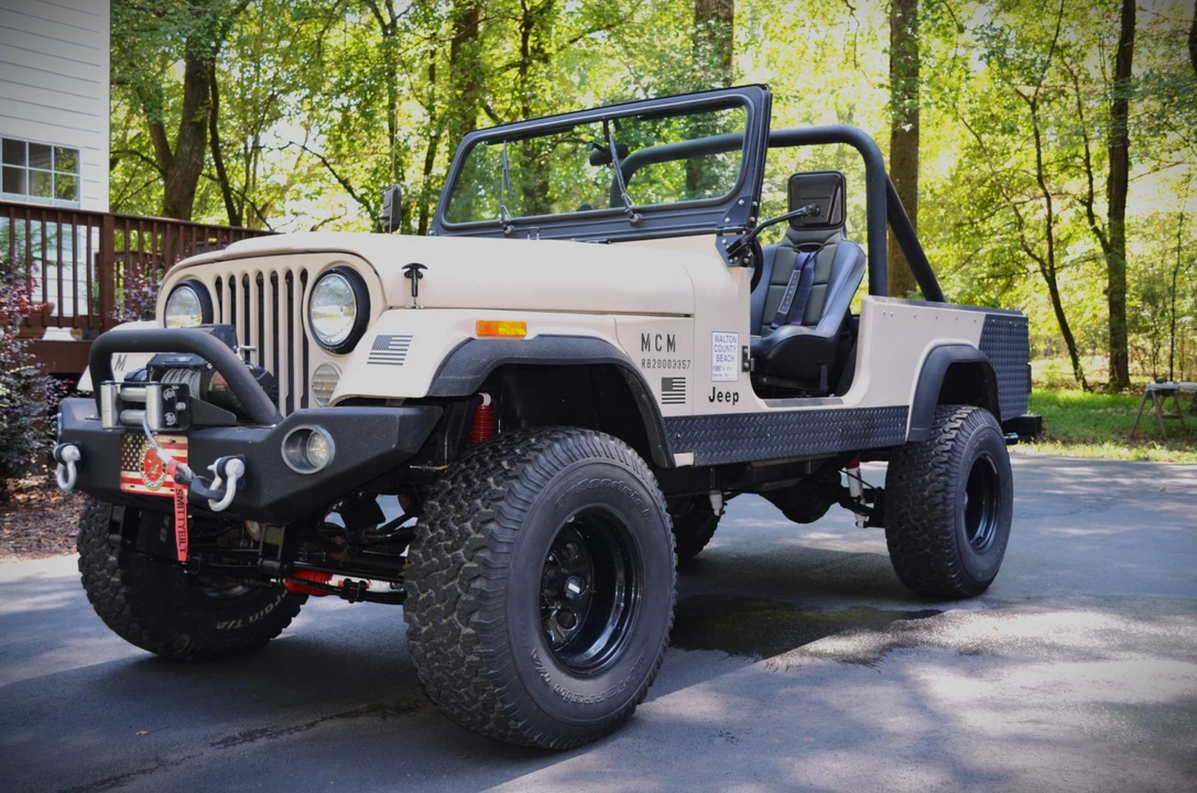 1984 Jeep CJ8 Scrambler - Image 2 of 31