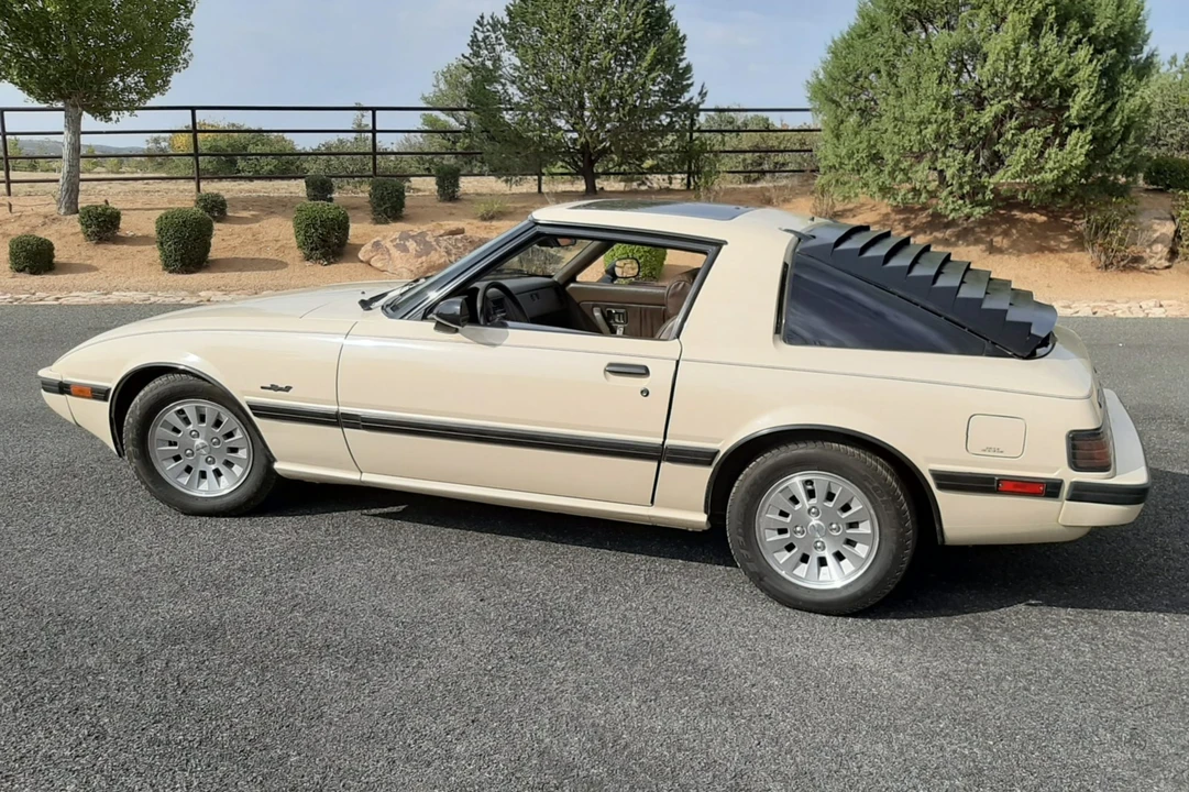 1984 Mazda RX-7 SA & FB - Image 7 of 31