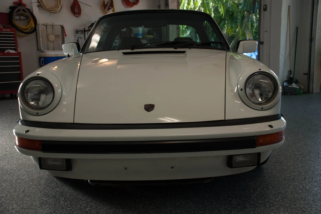 1984 Porsche 911 Carrera 3.2 - Image 24 of 31