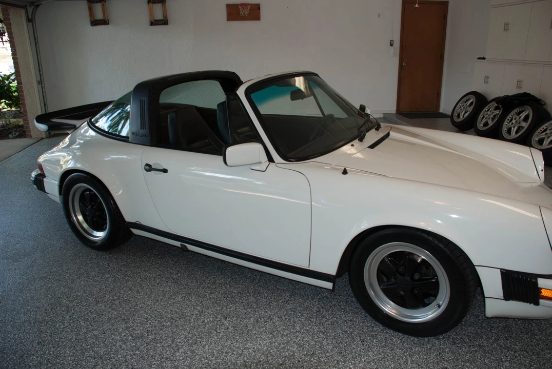 1984 Porsche 911 Carrera 3.2 - Image 21 of 31