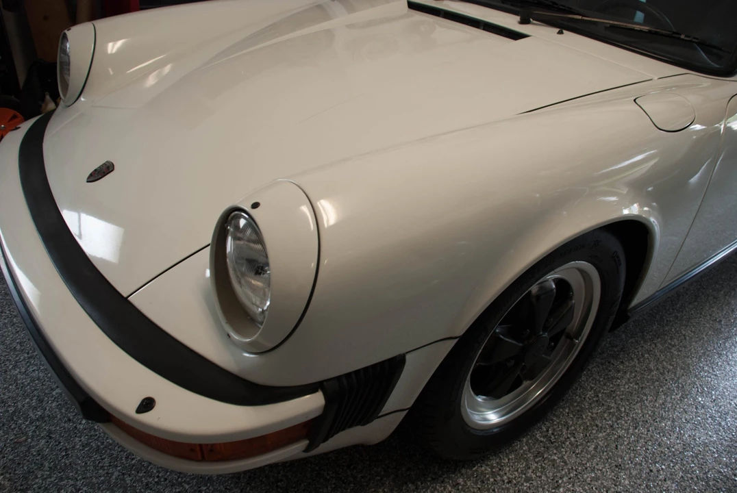 1984 Porsche 911 Carrera 3.2 - Image 28 of 31