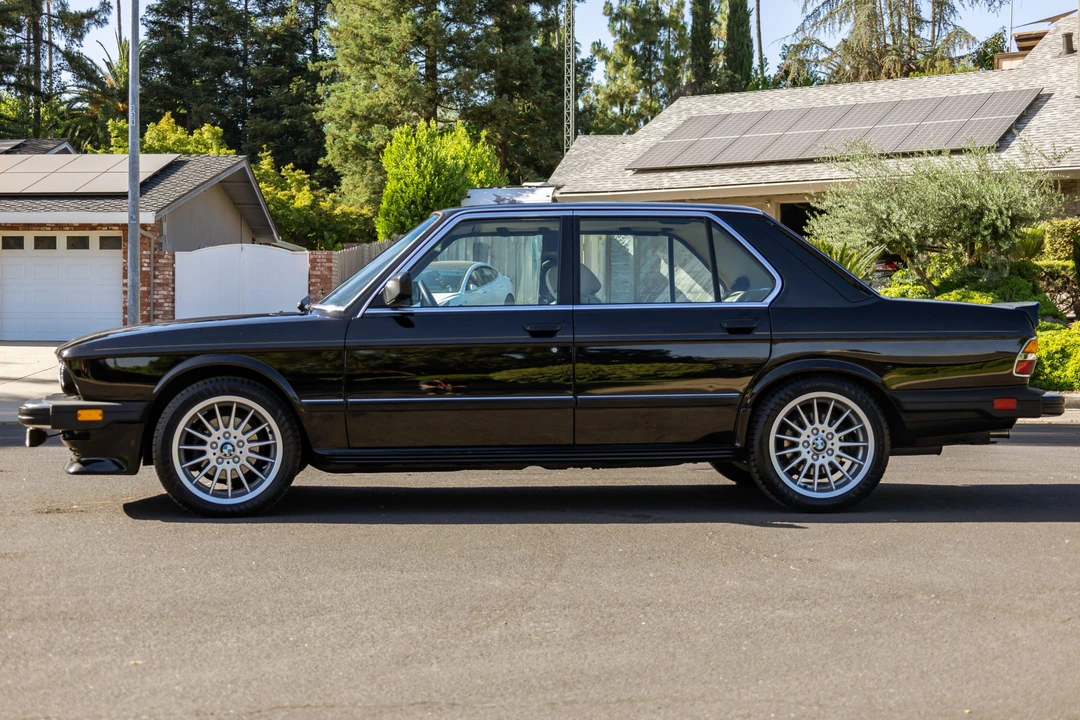 1985 BMW E28 5 Series - Image 2 of 31