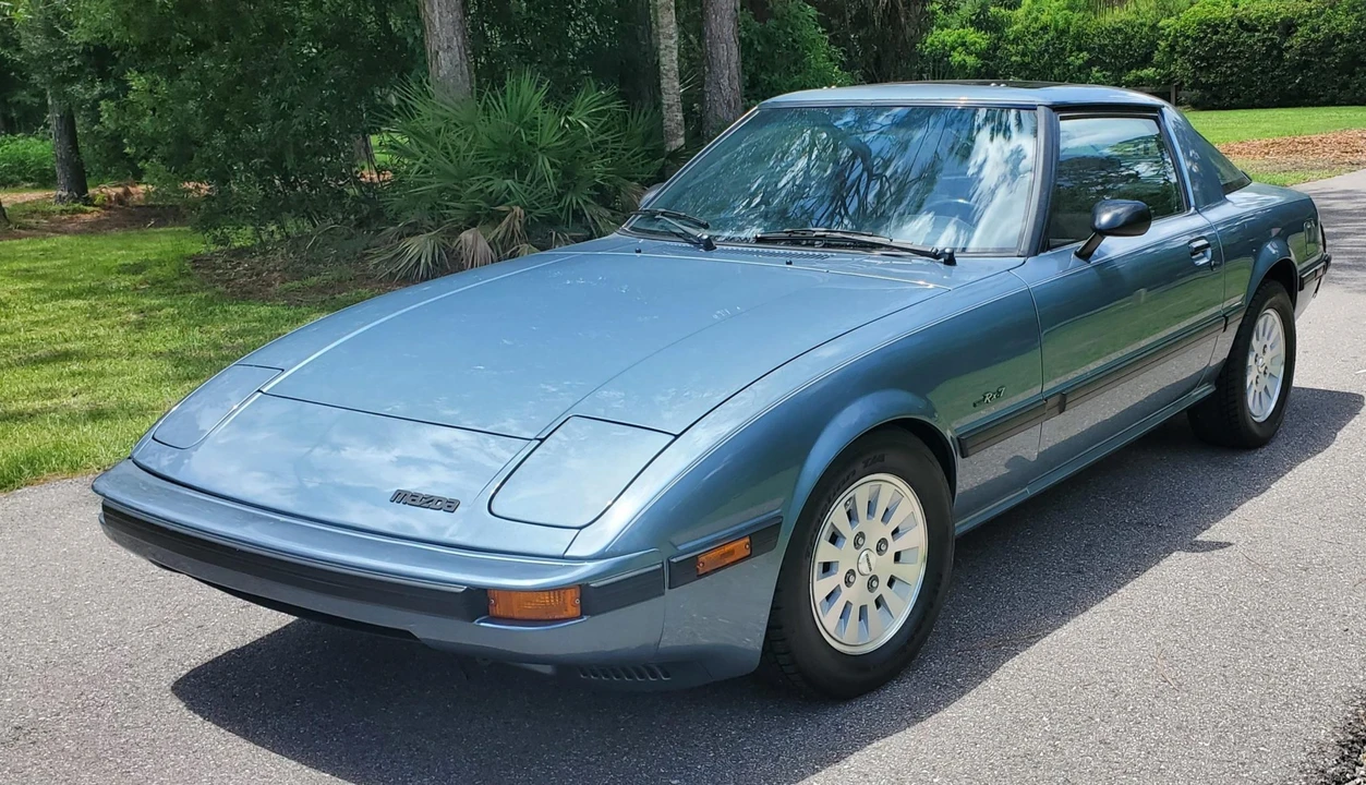 1985 Mazda RX-7 SA & FB - Image 2 of 31