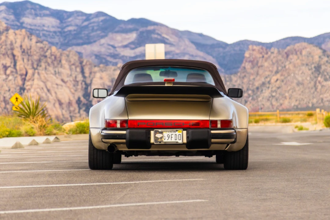 1985 Porsche 911 Carrera 3.2 - Image 24 of 31
