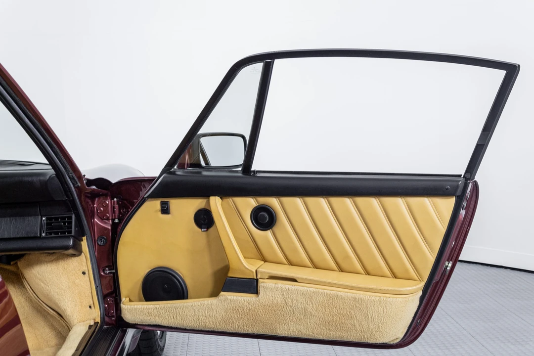 1986 Porsche 930 Turbo - Image 28 of 31