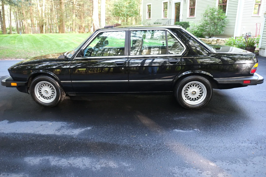 1987 BMW E28 5 Series - Image 9 of 31