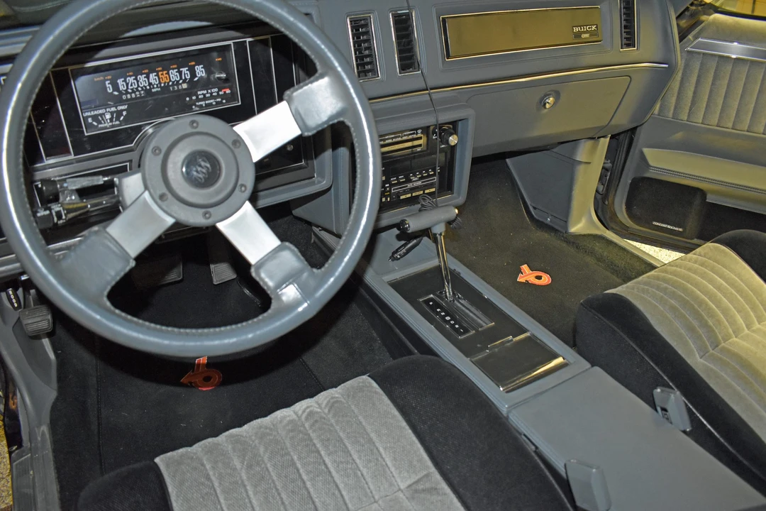 1987 Buick Grand National - Image 30 of 31