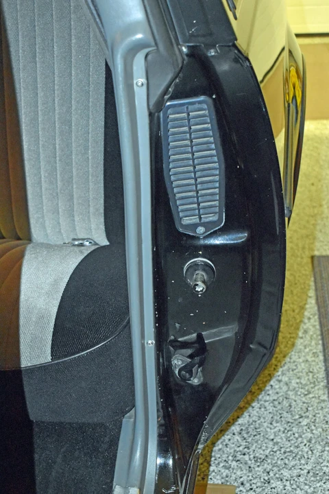 1987 Buick Grand National - Image 21 of 31