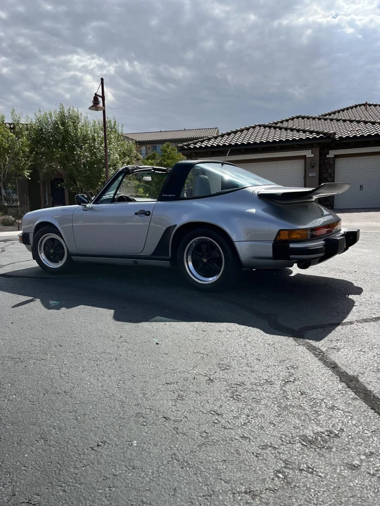 1987 Porsche 911 Carrera 3.2 - Image 12 of 31