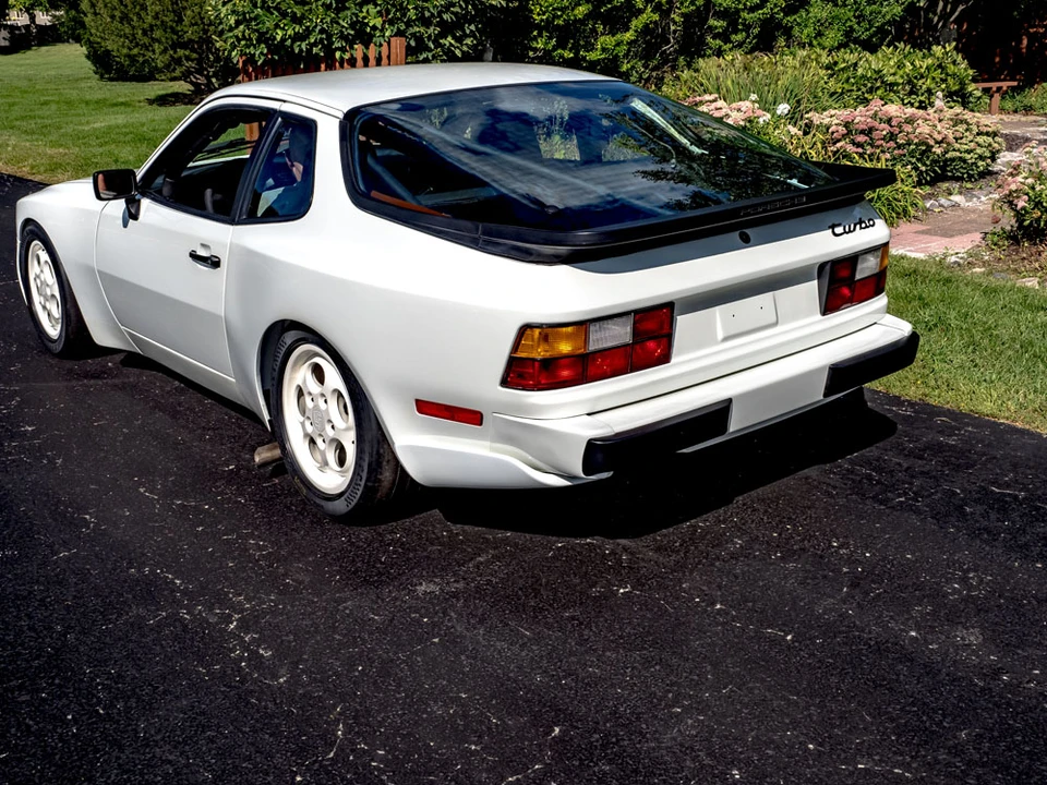 1987 Porsche 944 Turbo - Image 8 of 31
