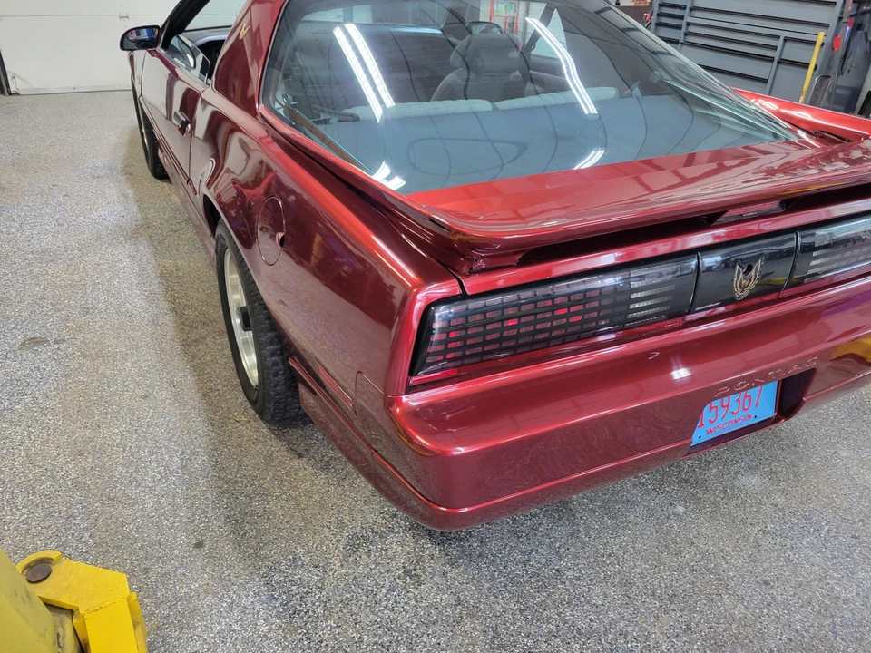 1989 Pontiac Firebird Trans Am 3rd Gen - Image 19 of 31