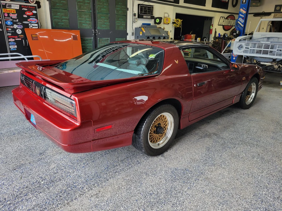 1989 Pontiac Firebird Trans Am 3rd Gen - Image 11 of 31