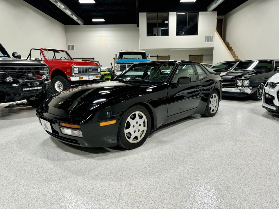 1989 Porsche 944 Turbo - Image 4 of 31