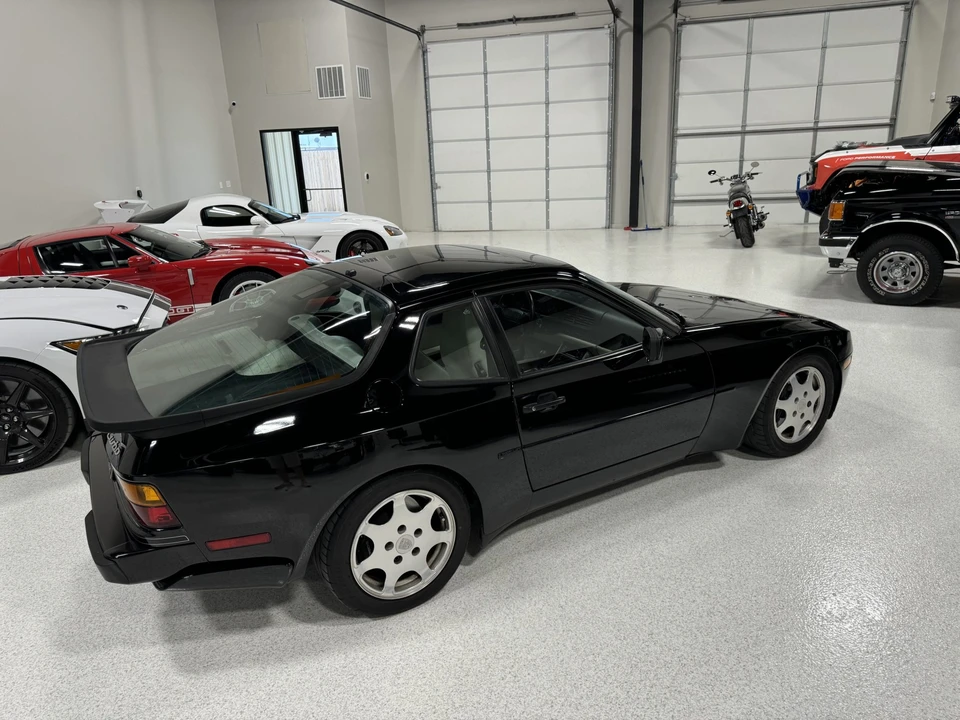 1989 Porsche 944 Turbo - Image 16 of 31