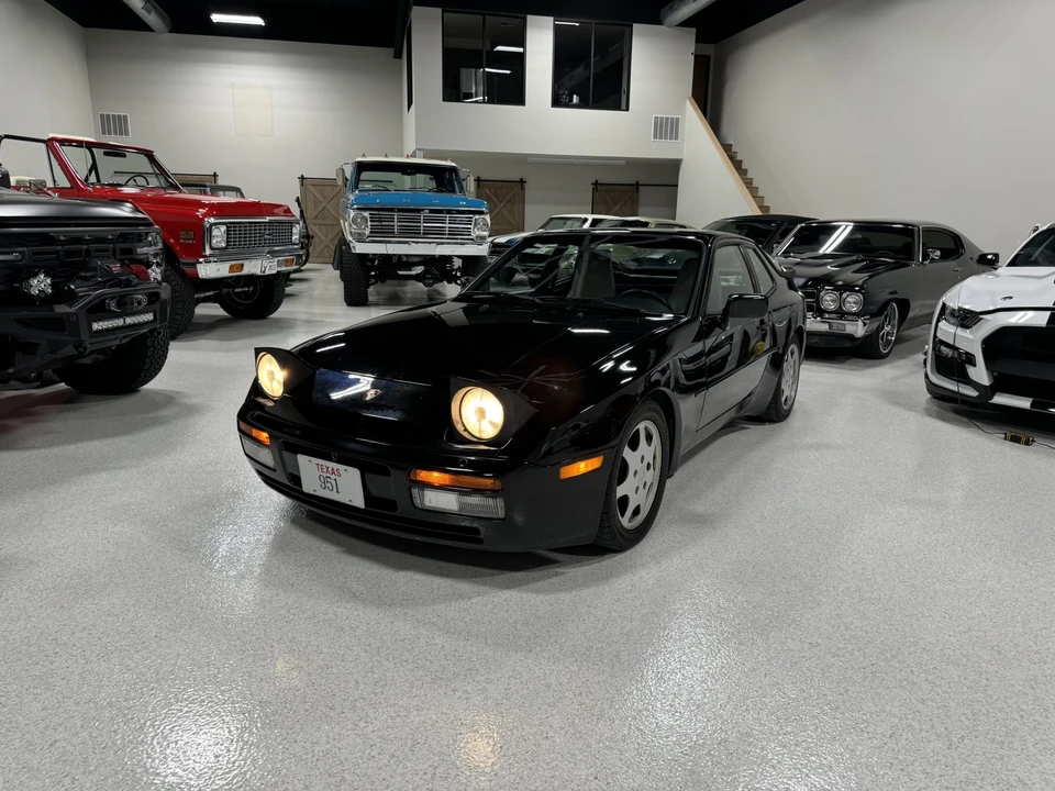 1989 Porsche 944 Turbo - Image 25 of 31