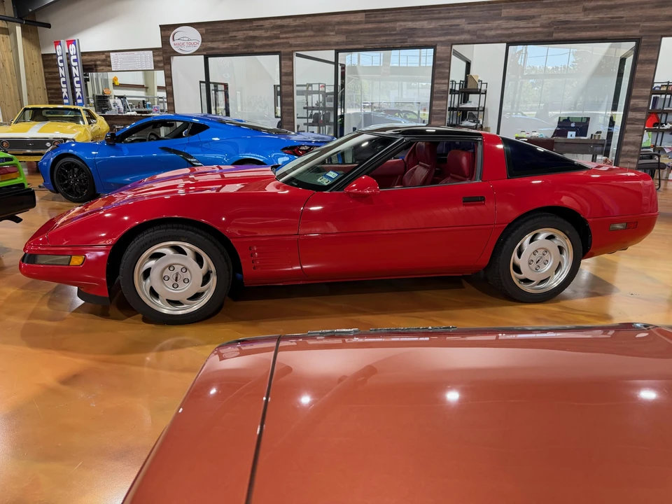 1992 Chevrolet Corvette C4 - Image 20 of 31