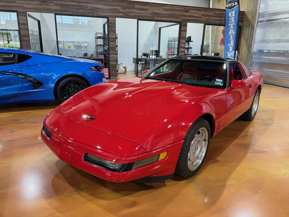 1992 Chevrolet Corvette C4 - Image 19 of 31