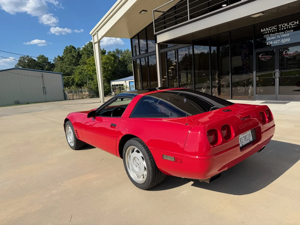 1992 Chevrolet Corvette C4 - Image 10 of 31